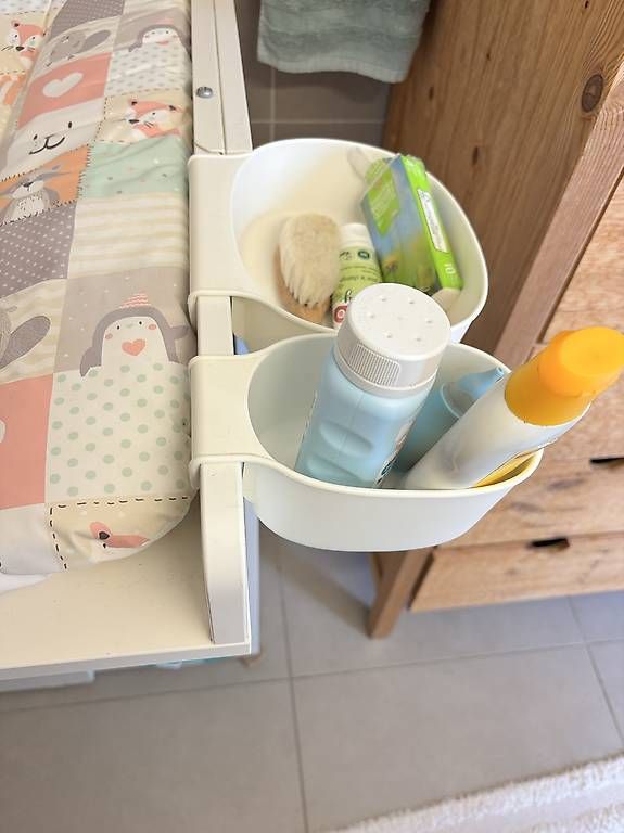 Tables à langer & accessoires: Grosse stabile Wickelkommode Ikea  – D'occasion à Pfungen par Chris12345678 3