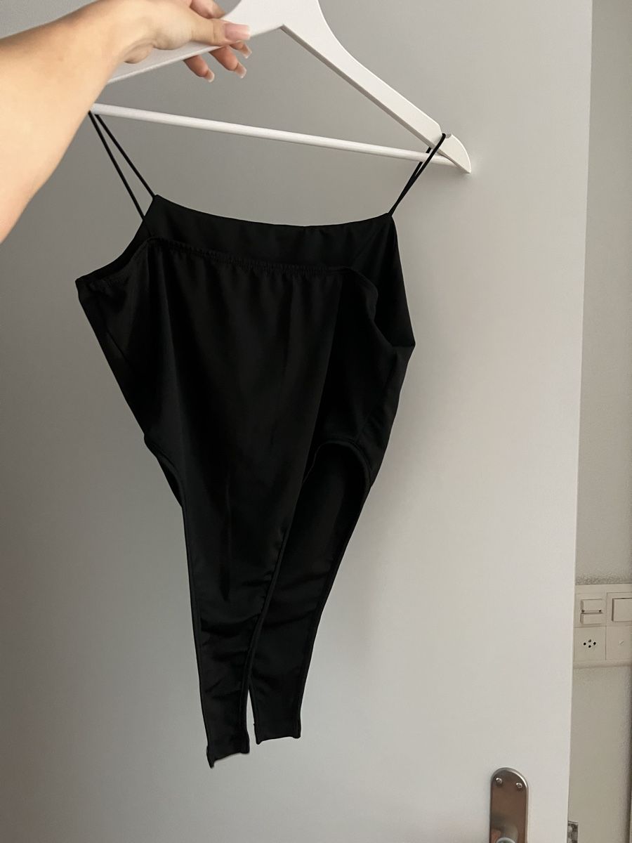 Tops: Body schwarz Grösse S – Gebraucht aus Wettingen von Jaaani 1