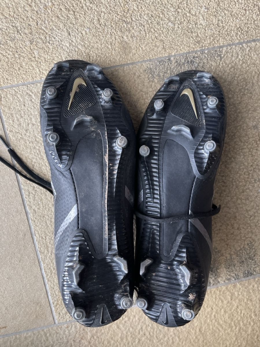 Scarpe da uomo: Fussballschuhe Nike Phantom Gr.43 – Usato da Maisprach venduto da Leoli123 3