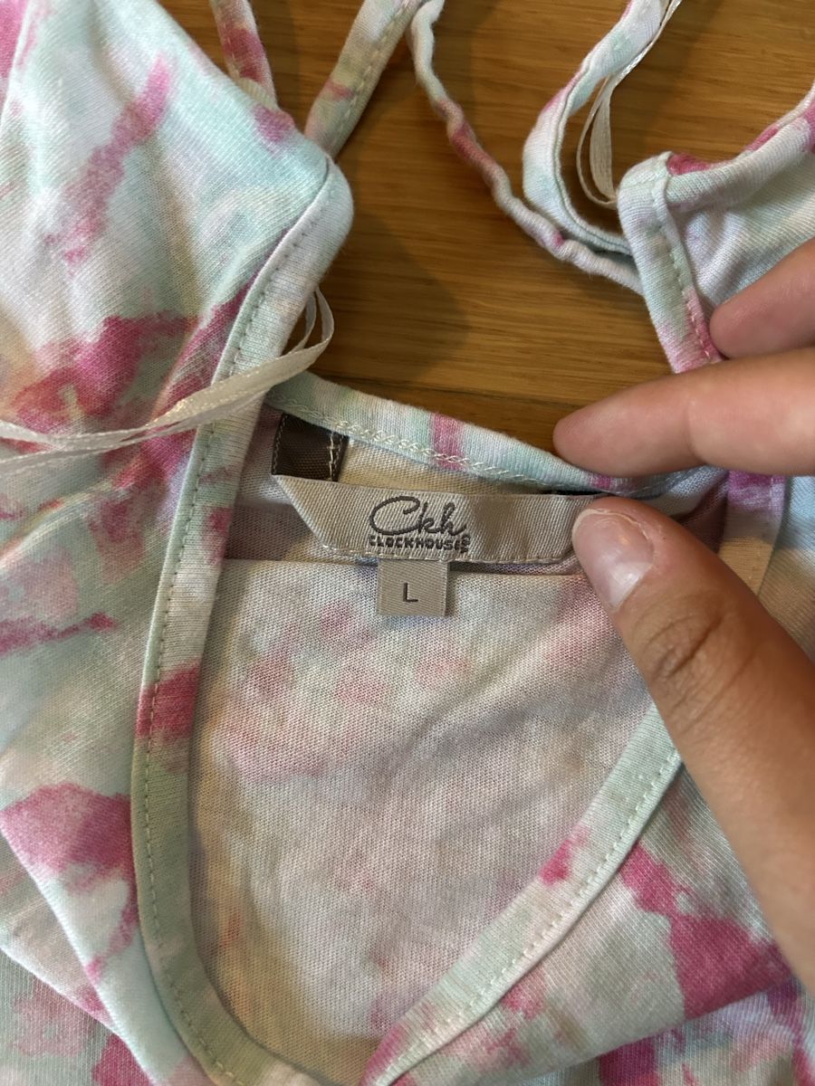 C&A Blusen, T-Shirts & Tops: T-shirt rose et blanc – Gebraucht aus Daillens von guisepa 1