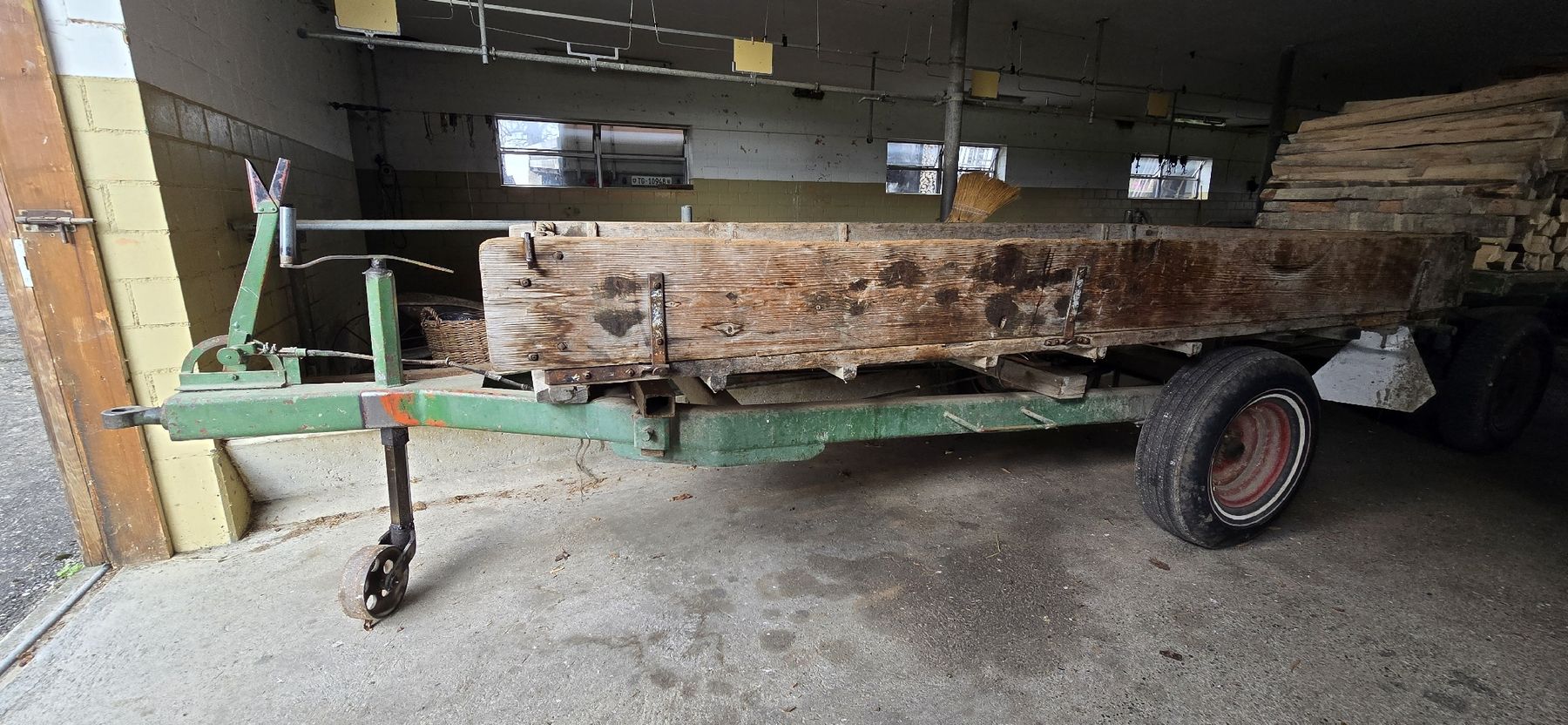 Rimorchi: Anhäger/ Wagen – Usato da Lommis venduto da FastFurious