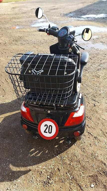 Voiturettes électriques: Véhicule électrique 3 roues. – D'occasion à Bassins par duj_jjc7 1