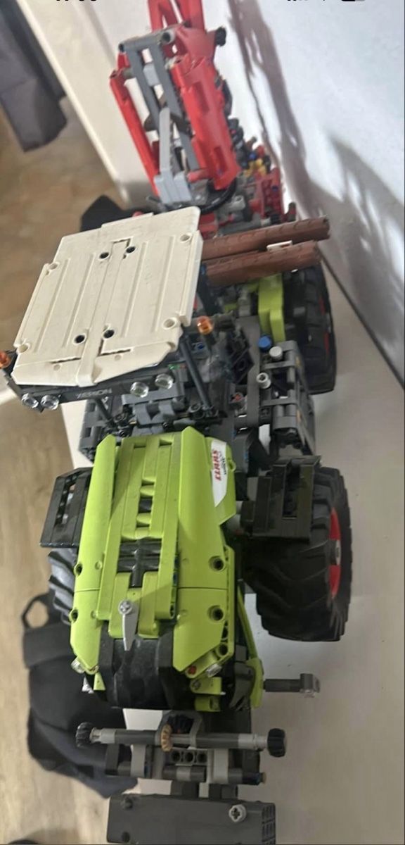 Lego Giocattoli: LEGO Technik Traktor ab 99.- Top Ware – Usato da Sennwald venduto da HARO-Import 1