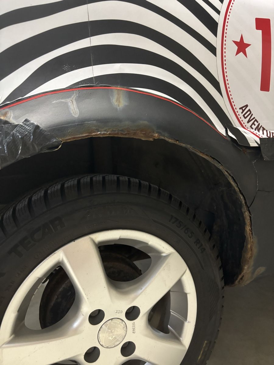 Honda Autos: Honda Logo 1.3 Rallye Optik  – Gebraucht aus Visp von  6
