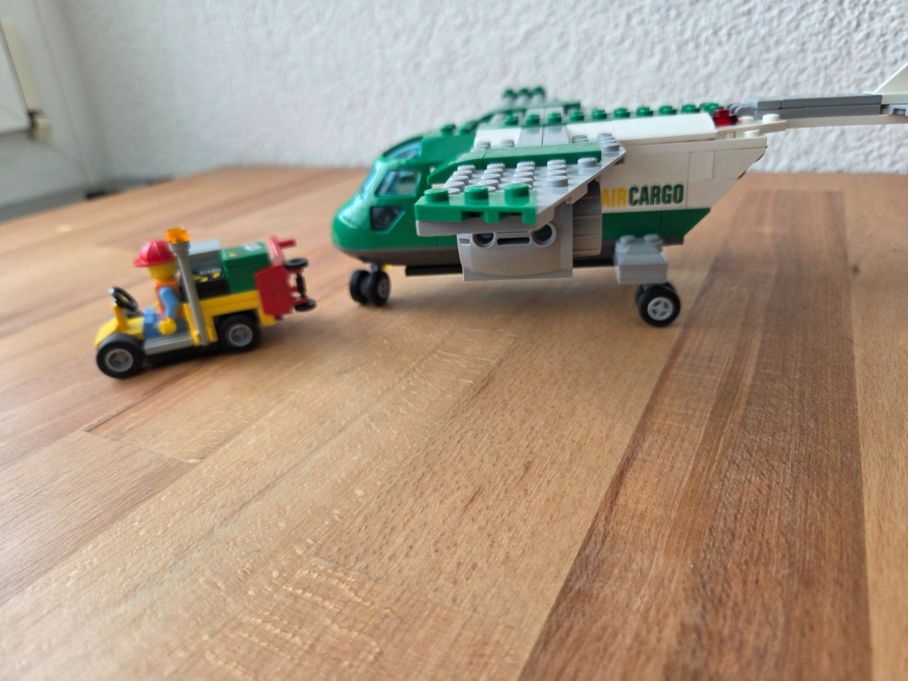 Lego Baukästen: Lego 60101 Airport Cargo Plane – Gebraucht aus Thun von Reda68 3