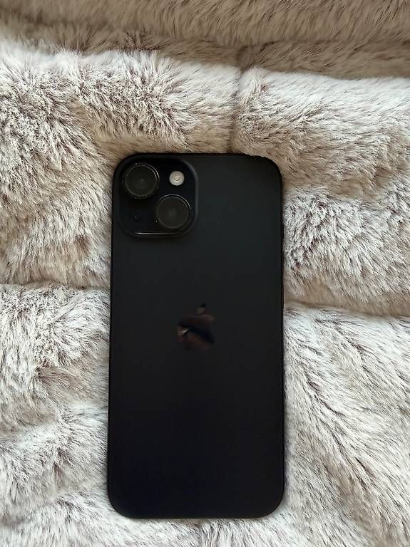 Apple Portables: Iphone 15, gebraucht – D'occasion à Beringen par fxm_ll2g