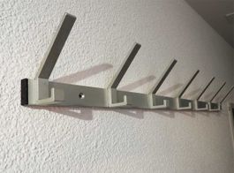 Garderobe aus Aluminium 95cm lang. Sehr robust
