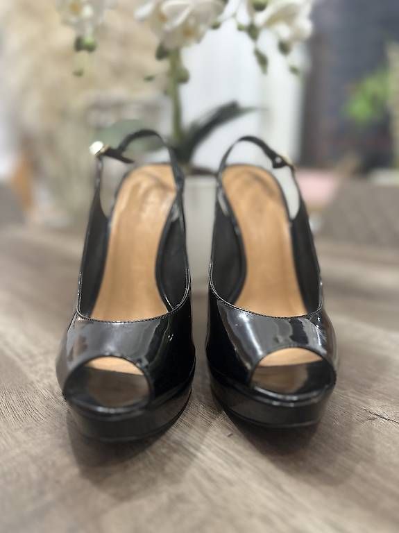 Scarpe da donna: Kazar – Usato da Eschlikon TG venduto da tak_p2dk