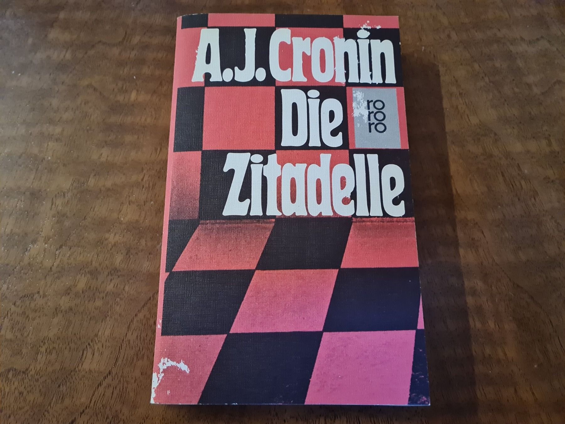 Bücher: Die Zitadelle – Gebraucht aus Erstfeld von Mario_boe0