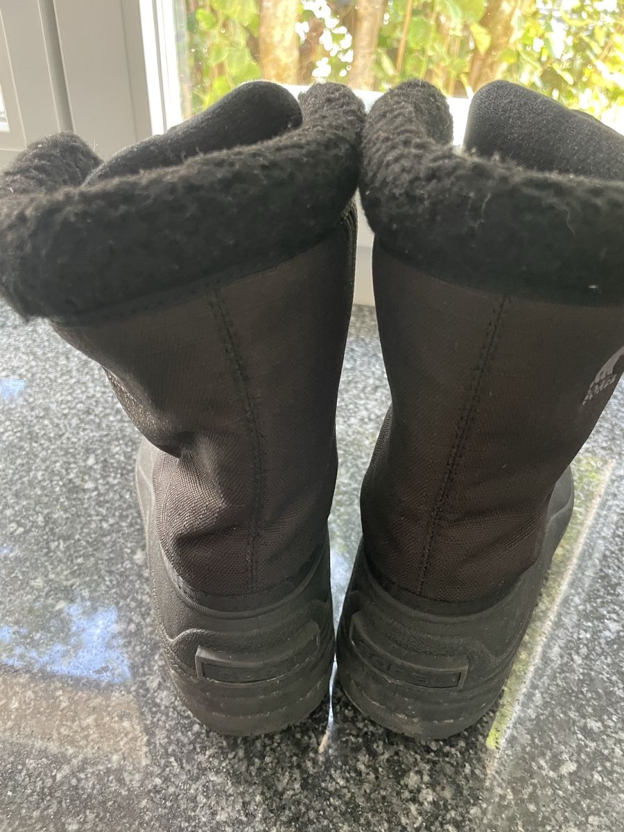 Sorel Schuhe für Jungen: Sorel Winterboots Winterstiefel gr. 35 – Gebraucht aus Recherswil von grafics 2