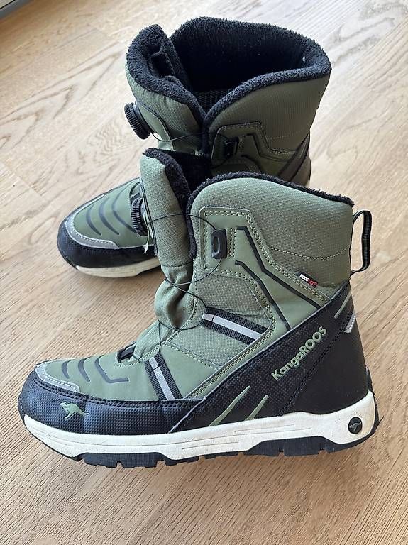 Schuhe für Jungen: Winterschuhe Gr. 38 – Gebraucht aus Schüpfen von norge84