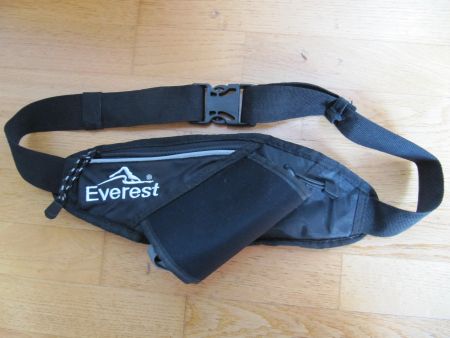 Bauchtasche Hüfttasche Everest, schwarz