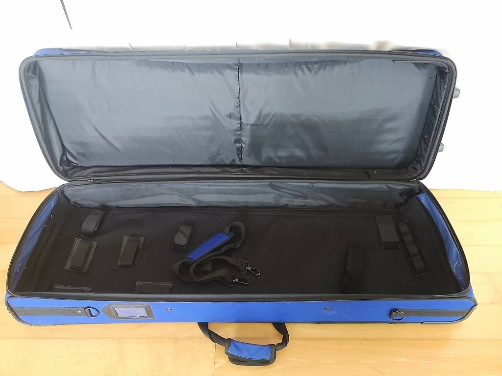 Valigie: Gewehrkoffer mit Rollen – Usato da Meggen venduto da MamaMaximus 1
