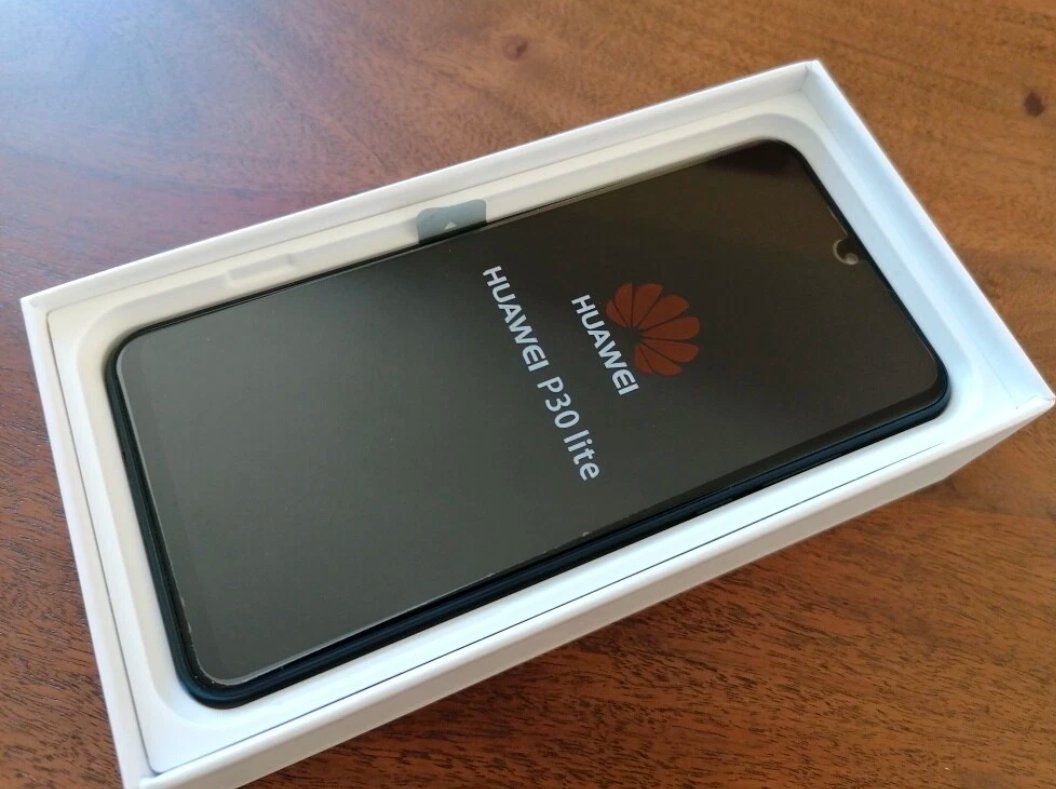 Huawei Telefoni cellulari / Smartphones: Huawei P30 Lite (128GB) – Usato da Luzern venduto da Waince786 1