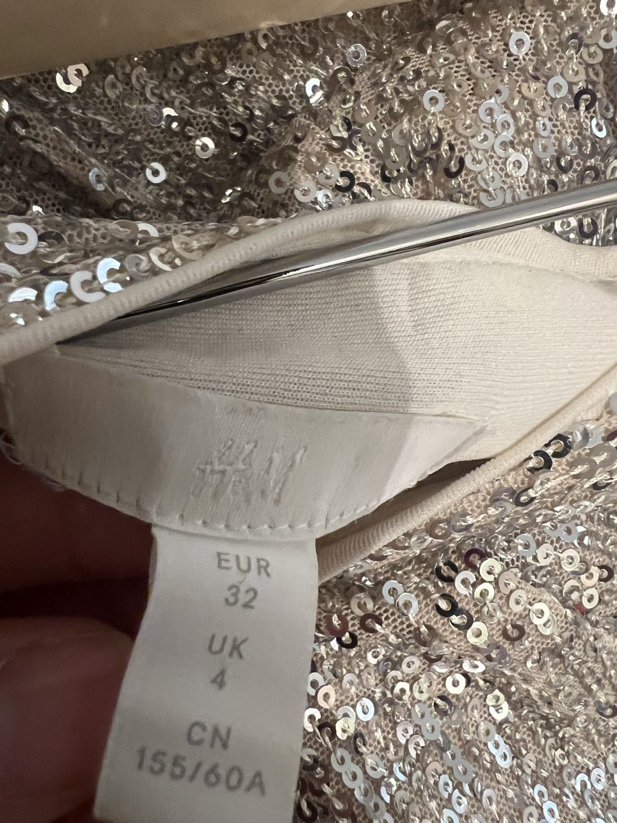 H&M Gonne: Glitzer Rock Pailletten – Usato da Zürich venduto da R1908 2