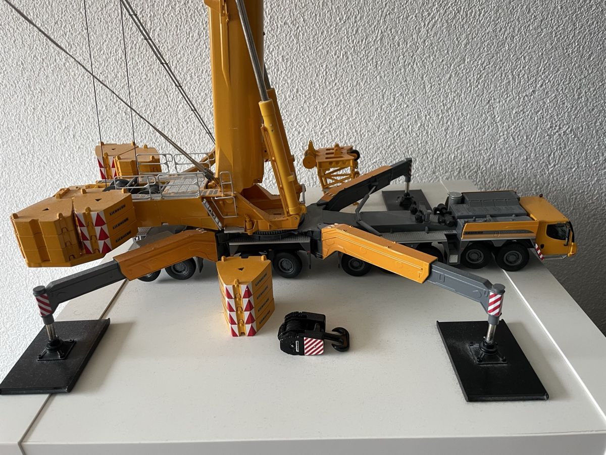 Liebherr Kit di modellismo & Modellini statici: Modell Liebherr LTM 11200 9.1 – Usato da Küssnacht am Rigi venduto da fab_7v7p 2