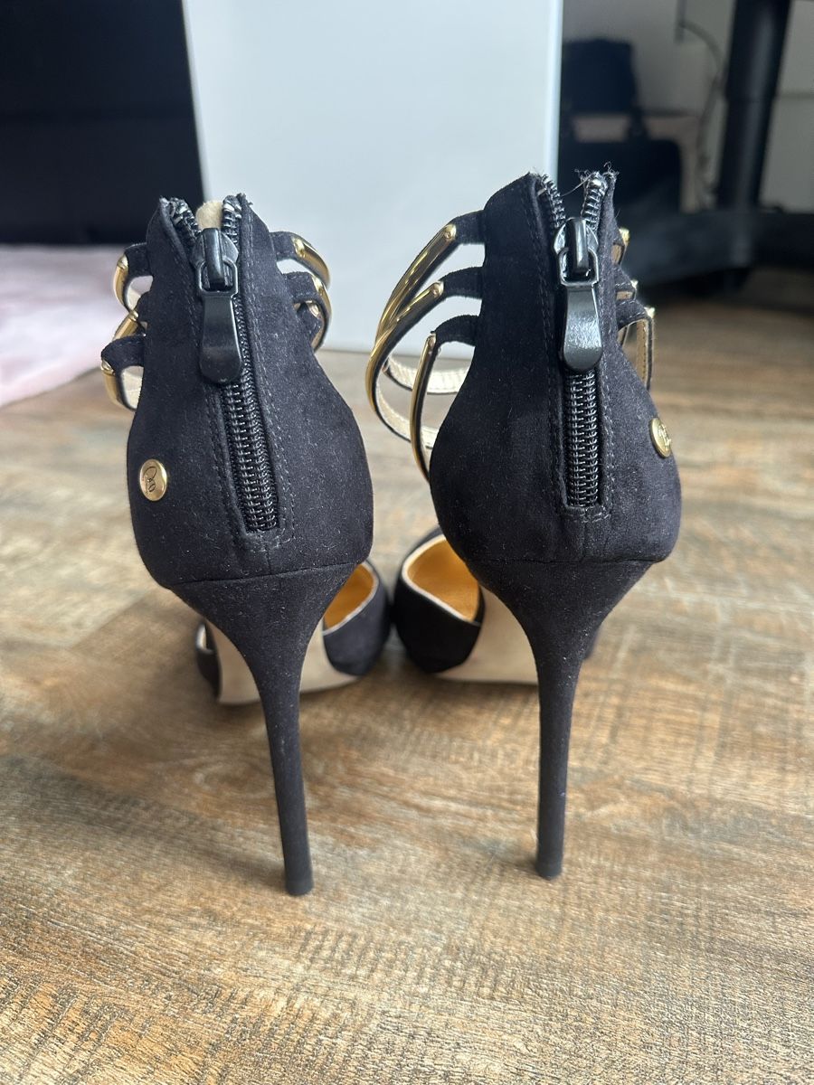 Scarpe da donna: Blink Damen Pump High heels Gr. 38 – Usato da Lachen SZ venduto da zsucard 2
