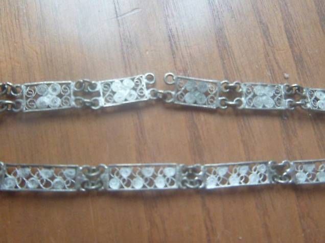 Armbänder & -reifen: 2 filigrane vintage Armketteli Silber – Gebraucht aus Neu St. Johann von Isputnik 1
