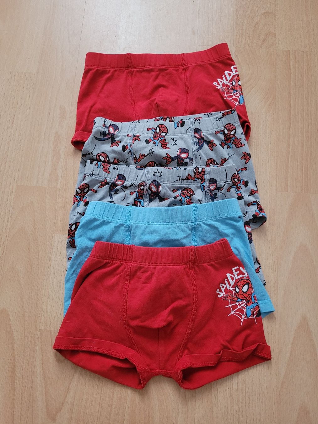 Sous-vêtements: Spiderman Unterhosen gr. 110/116 – D'occasion à Inwil par Flower2325