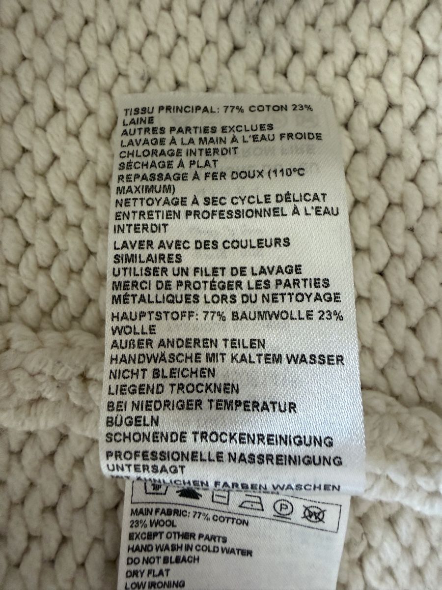 Pullover & Sweatshirts: Wool sweater, puff sleeves, ornamental buttons, Size S – Gebraucht aus Zürich von jk_zh 6