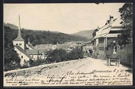 Romainmotier, Teilansicht mit Strassenpa