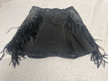 Sexy Boho Schwarzer Jeansrock mit Fransen, Grösse S NEU