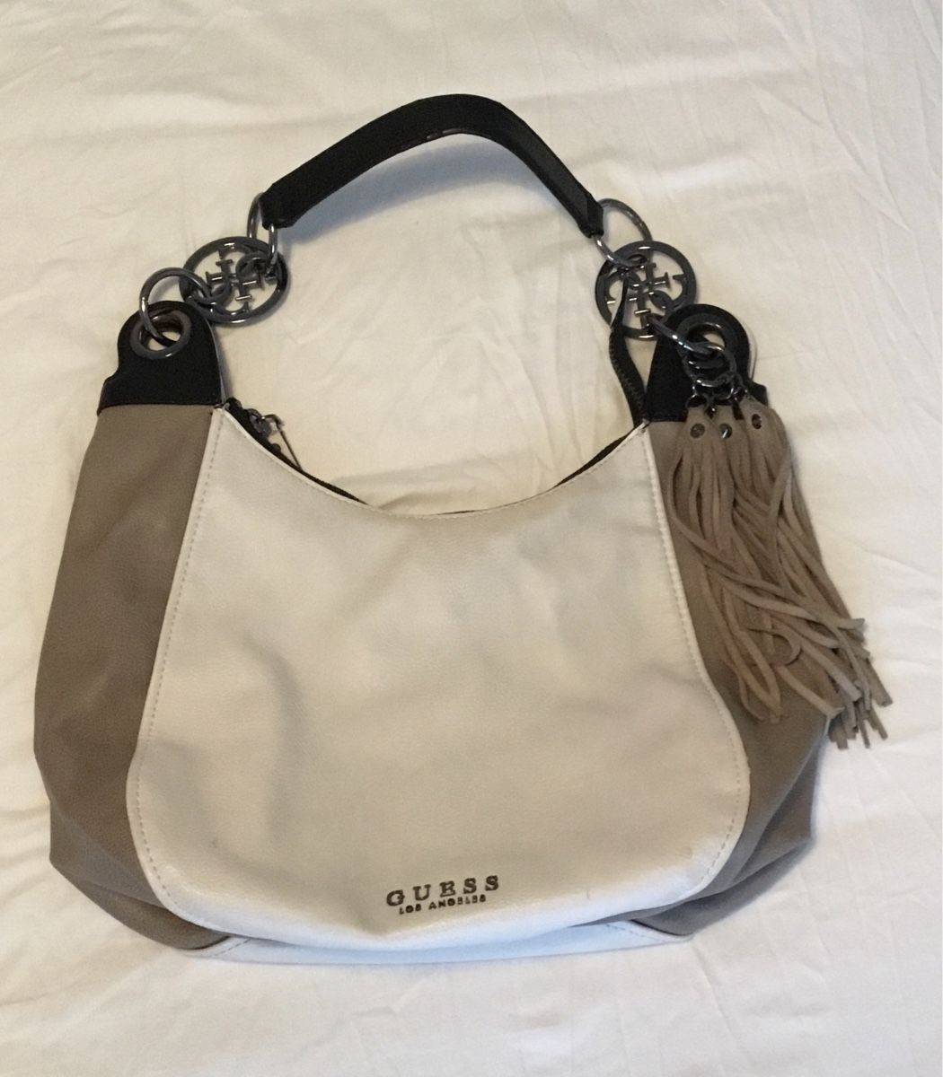 Guess Taschen für Damen: Tasche Guess – Gebraucht aus Thun von pri_655z