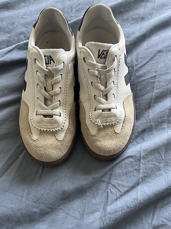 Veja Scarpe per ragazzi: Veja Sneaker Gr 34 – Usato da Uster venduto da cpr_2ljd