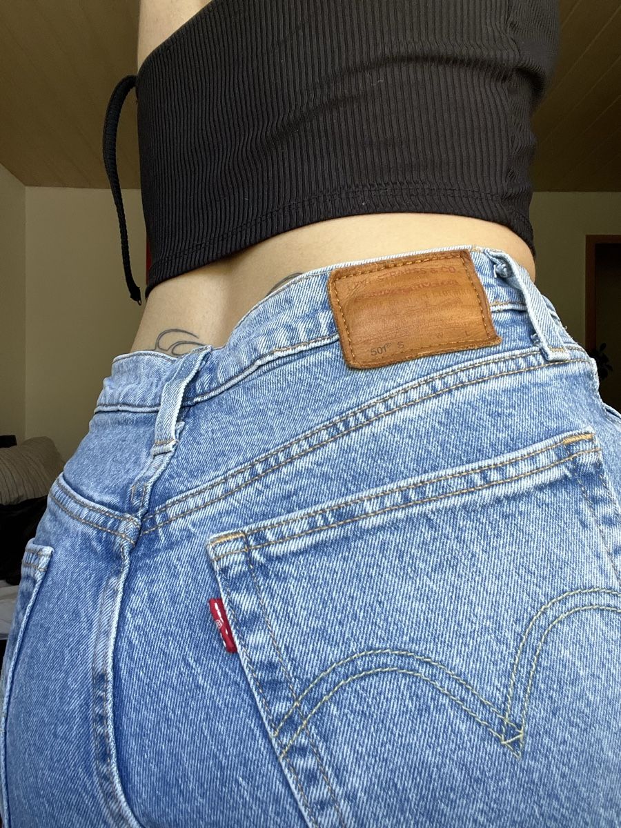 Levi's Jeans: Jeans Levi’s – Usato da Saignelégier venduto da froglover16 2