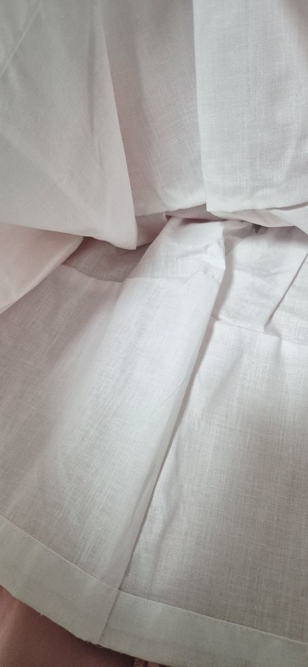 Robes et jupes: Robe de cérémonie, 8 ans, NEUVE – Neuf avec emballage d'origine à Le Locle par Arya4 3