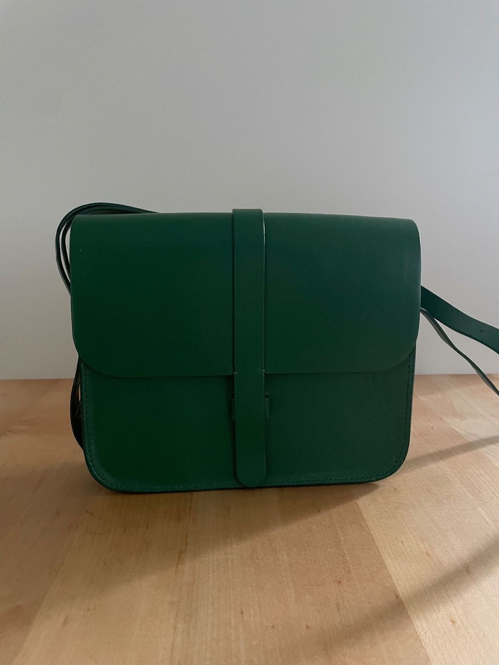 Borse da donna: Handtasche von ANTHOLOGY PARIS – Usato da Dietikon venduto da sug_zx2f 1