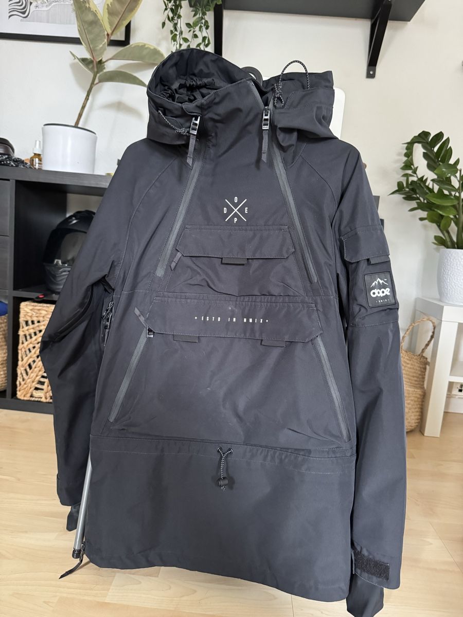 Dope Giacche: Dope Snowboard Jacke, Schwarz, Grösse S – Usato da Zofingen venduto da Dodo.-. 1