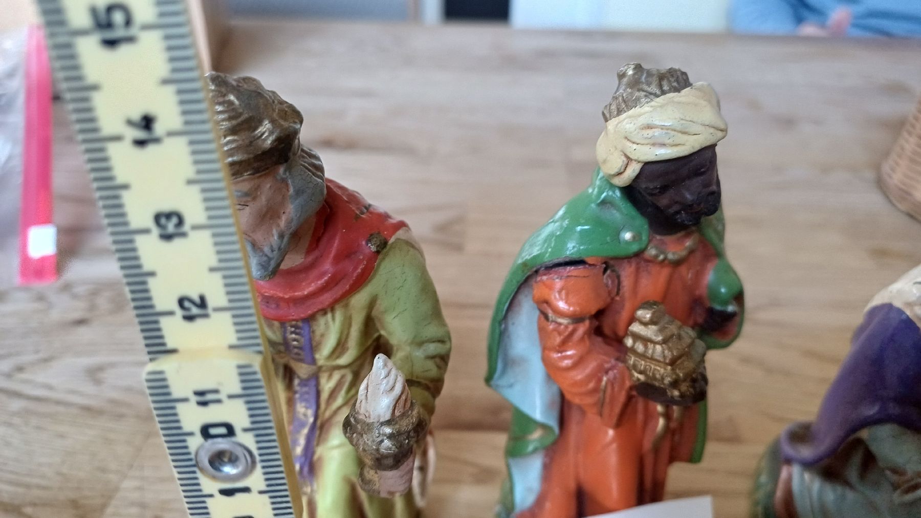 Statuette: 3 Antike Krippenfiguren  – Usato da Flawil venduto da Naphtali 3