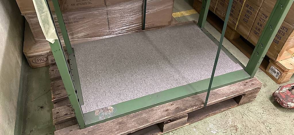 Scaffali: massives Schäfer Metallregal b105xt63xh148cm – Usato da Necker venduto da liq24 1