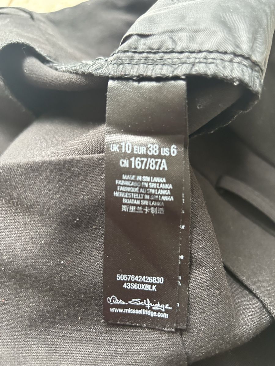 Hosen: Pantaloni donna taglia 38 – Gebraucht aus Locarno von Matic04 4
