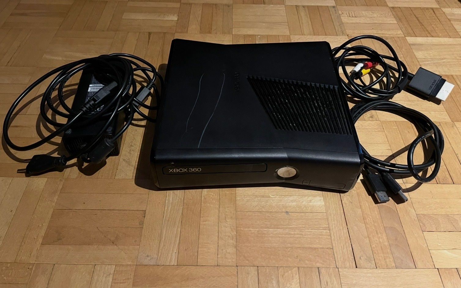 Microsoft Konsolen: Xbox 360 Konsole – Gebraucht aus Basel von Ruemli17