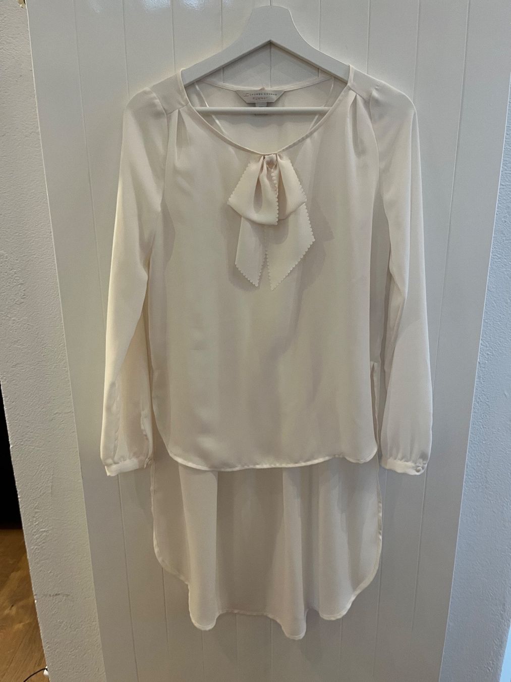 Blusen: Leichte Bluse Gr. XS Lauren Conrad – Neu (gemäss Beschreibung) aus St.Gallen von Monrose