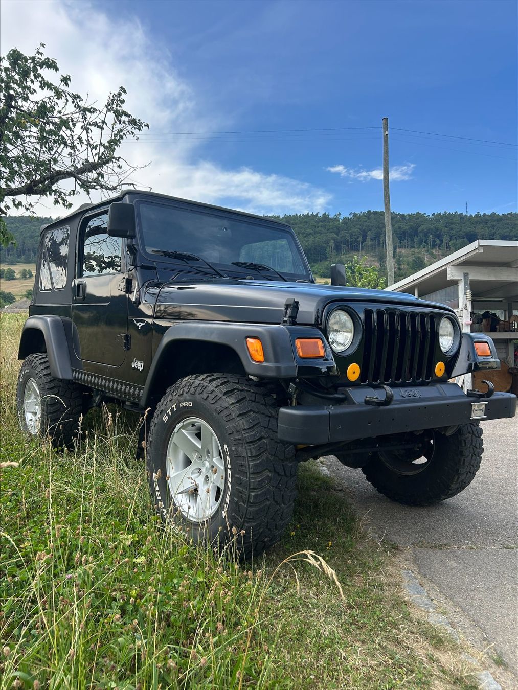 Jeep Autos: Jeep Wrangler  4.0 – Gebraucht aus Röschenz von flo4244 4