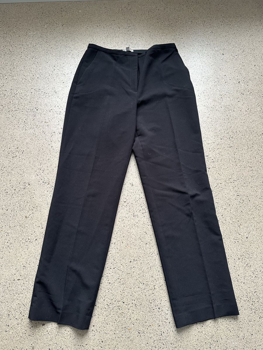 H&M Pantaloni: Anzug Hose Stoff 42 L schwarz H&M – Usato da Zürich venduto da top_fj7h