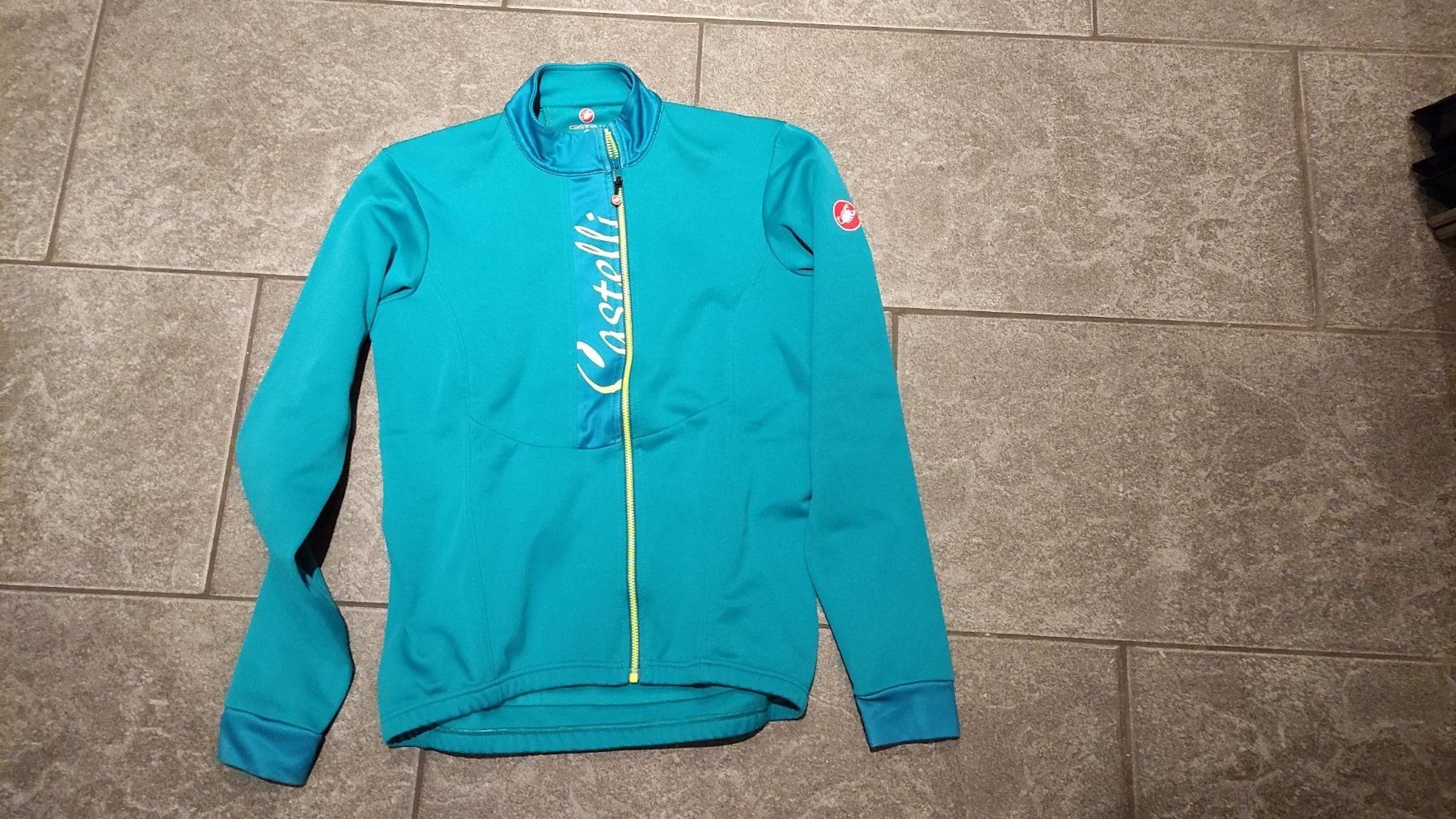 Castelli Giacche: Velojacke Castelli Grösse M – Usato da Bonstetten venduto da Navilo