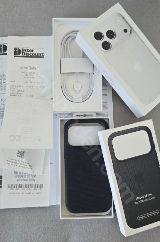 Apple Portables: Apple iPhone 18 Pro, Silver, with Multiple Phone Cases – Neuf (Voir description) à Horw par tmr_gd8w 6