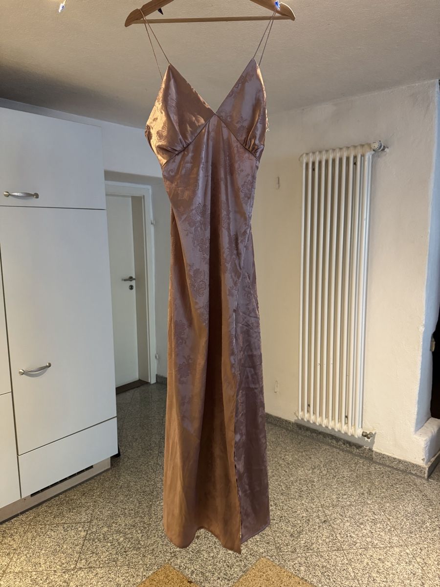 Vestiti: Satinkleid Rosa mit Jacquardmuster | Maxikleid – Nuovo (secondo la descrizione) da Pratteln venduto da plk_px2d 1