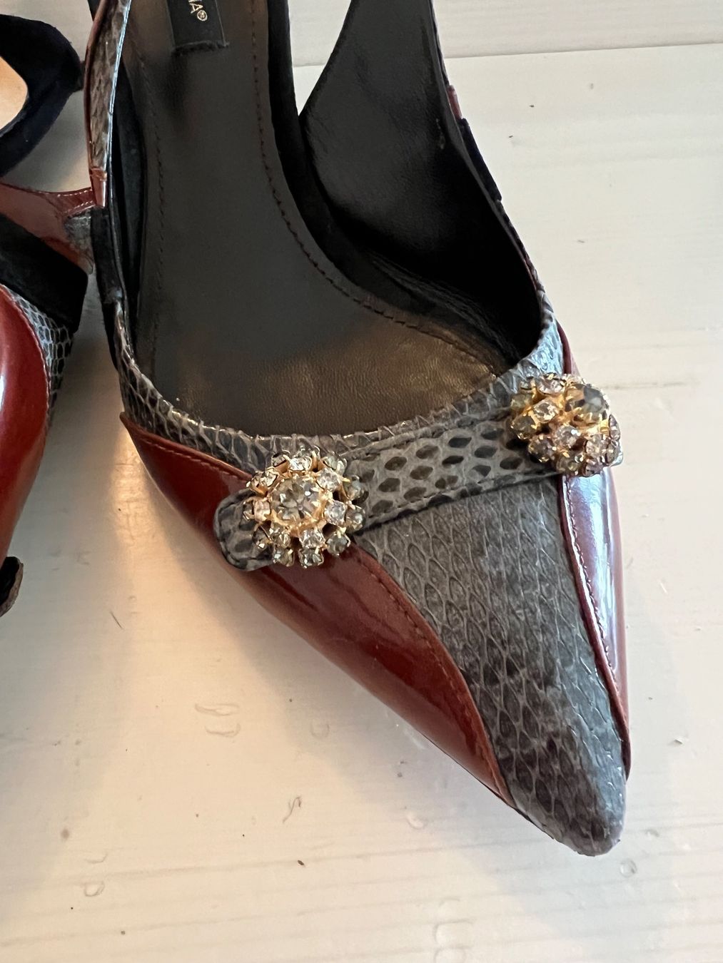 Dolce & Gabbana Scarpe da donna: Dolce & Gabbana Slingpumps mit Swarowski Steinen – Usato da Hausen AG venduto da Jean1968 2