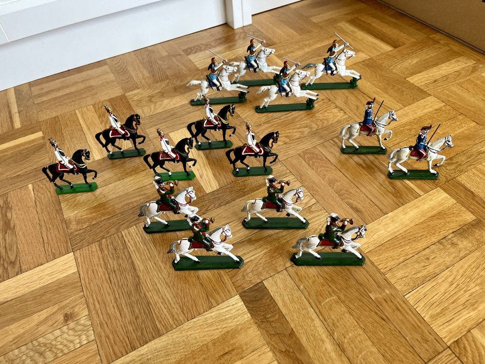 Les Mondes De Petit Ours Brun - Figurine PVC Bayard Presse Petite Oursonne Et Sa Poupee A32519