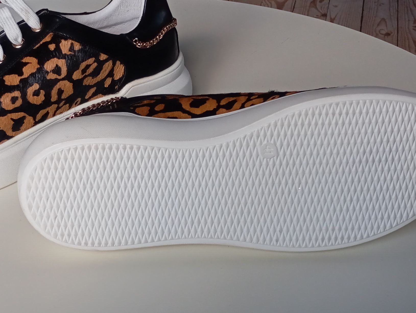 Scarpe da donna: Schicke Damensneakers Gr. 41 NEU – Nuovo e nell'imballaggio originale da Attelwil venduto da safaso 1