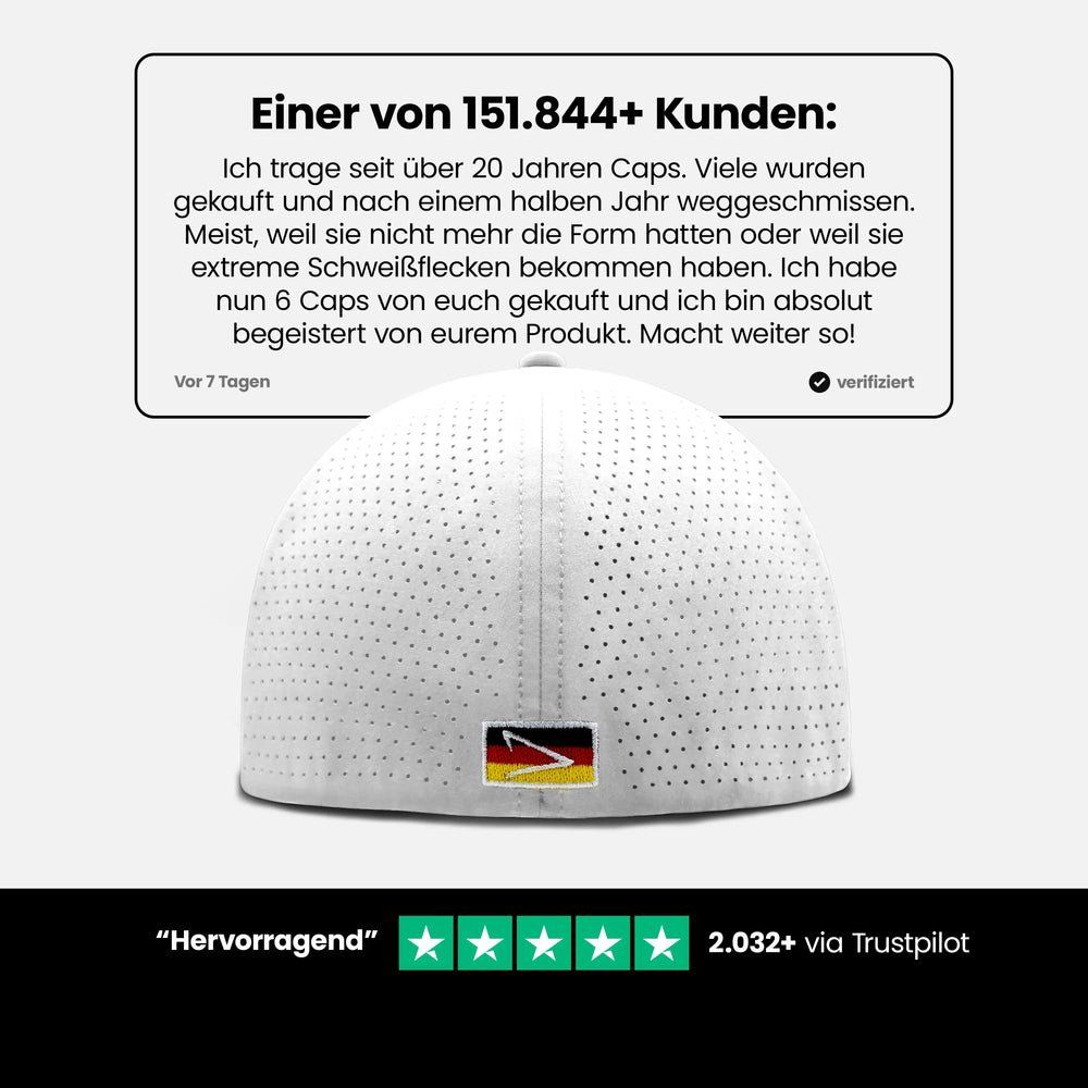 Chapeaux, bonnets & casquettes: 2 Apol WM Caps Flex L weiss & schwarz – Neuf avec emballage d'origine à Allschwil par H0-Bahner 9