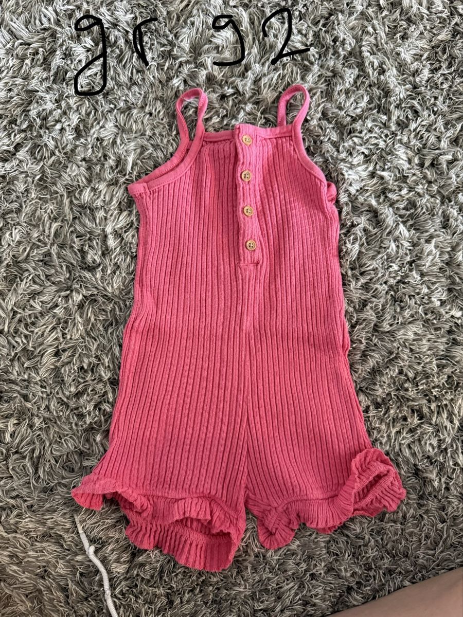 Lotti & Set di vestiti: Jumpsuit gr 92 – Usato da Sirnach venduto da kla_w6cl