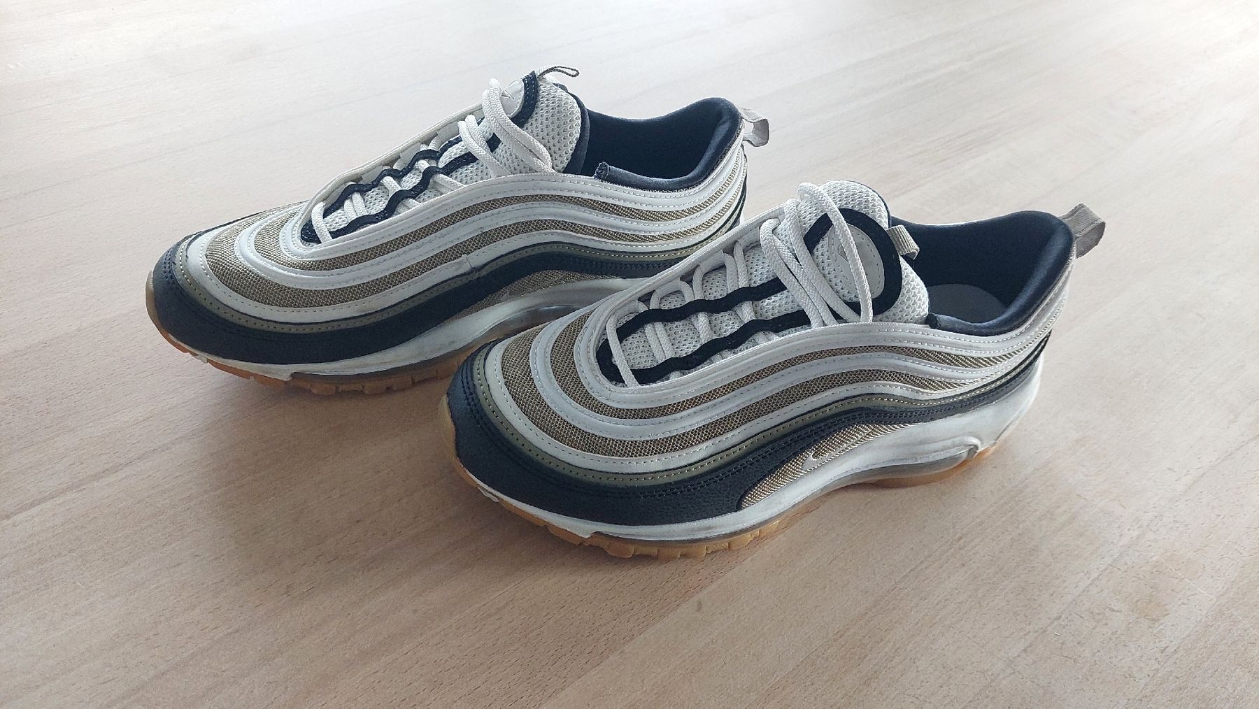 Nike Scarpe da donna: Nike Air Max 97 (Gr.40) – Nuovo (secondo la descrizione) da Dübendorf venduto da huebi01