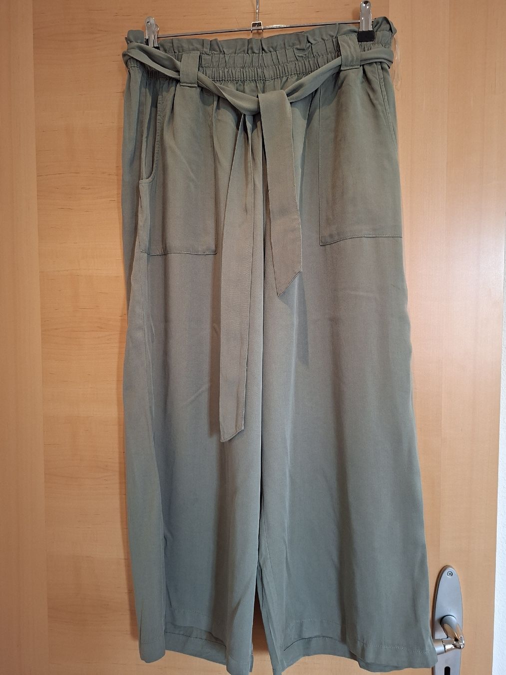 Hosen: Palazzohose Multiblu, Gr. 40 – Neu (gemäss Beschreibung) aus Hausen AG von Emirfinn