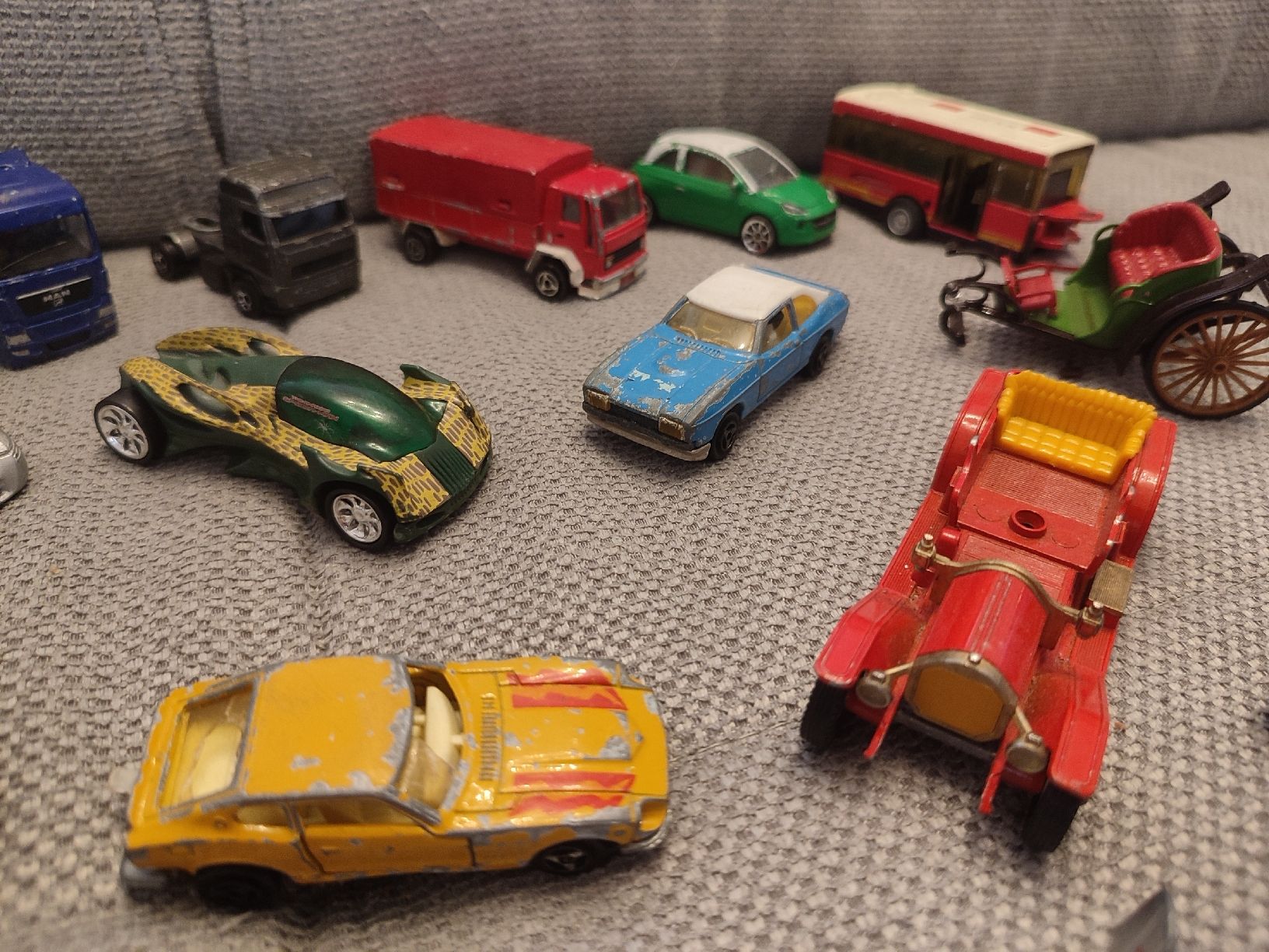 Modellautos: Lot Majorette et autres. – Gebraucht aus Bougy-Villars von Vogue 6